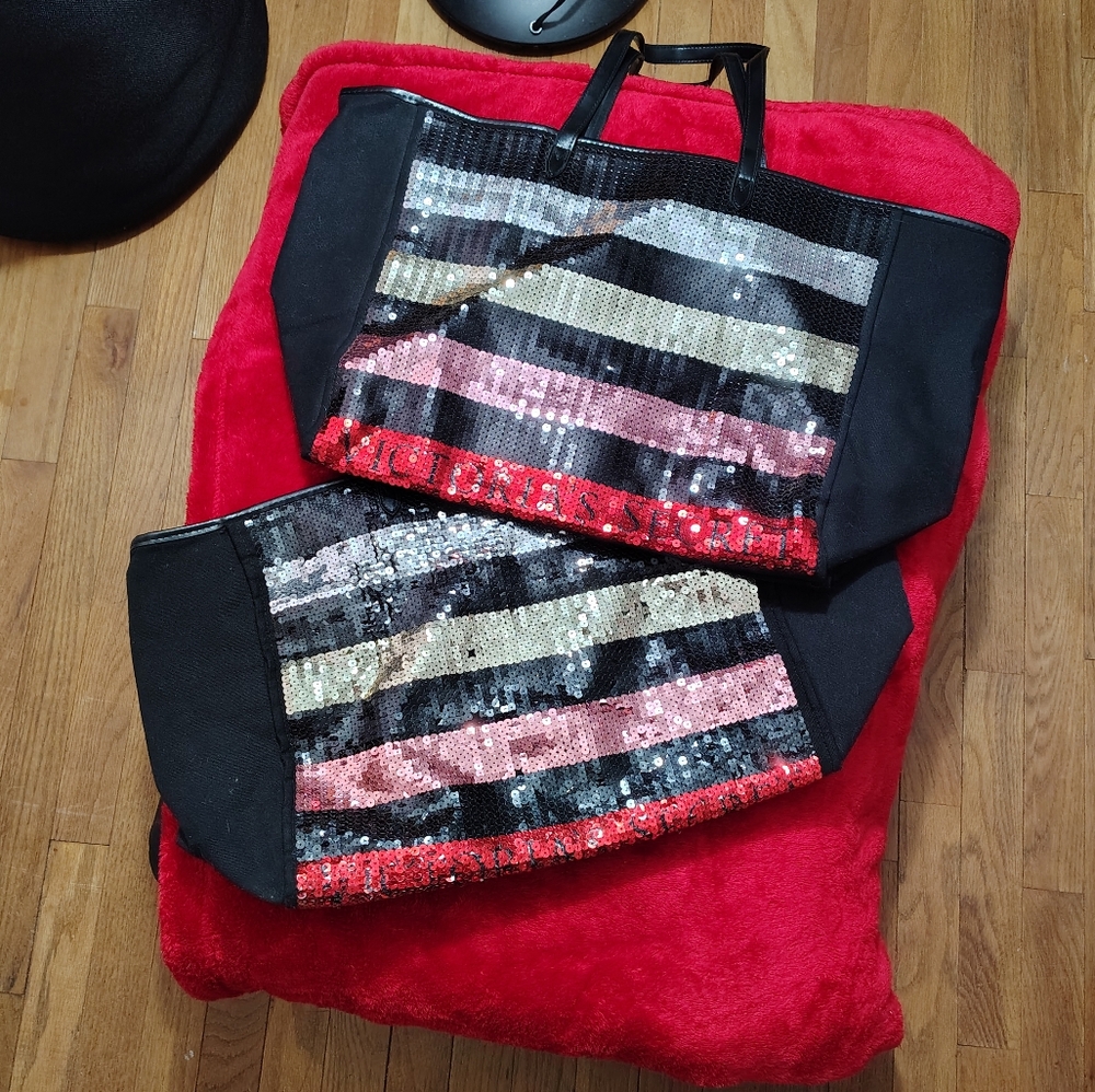 Victoria's Secret totes